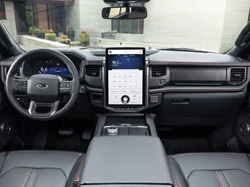 Ford Expedition (2022)-03.jpg