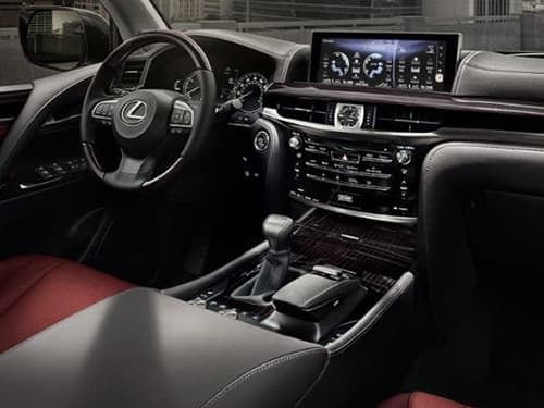 Lexus LX 570 (2022)-03.jpg